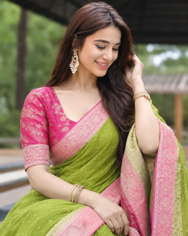 Olive_Magenta_Lichi_Silk_Saree_Default_Title