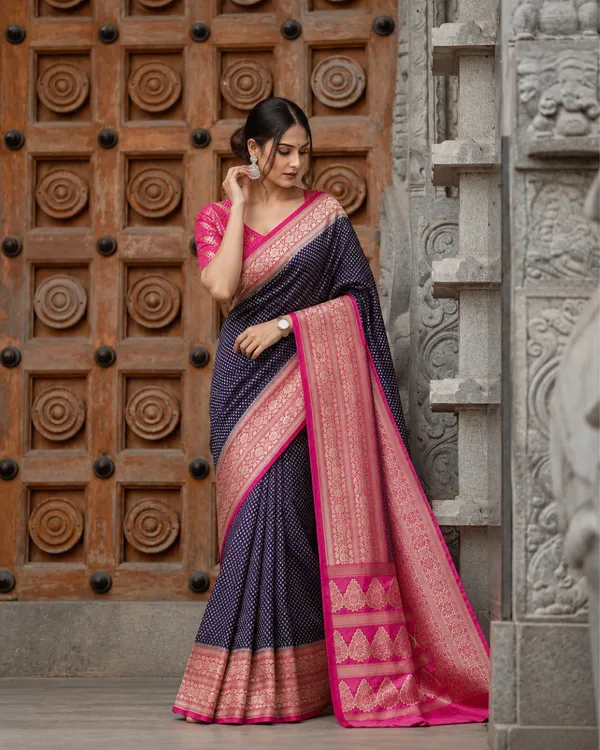 Navy_Pink_Brocade_Lichi_Silk_Saree_Default_Title