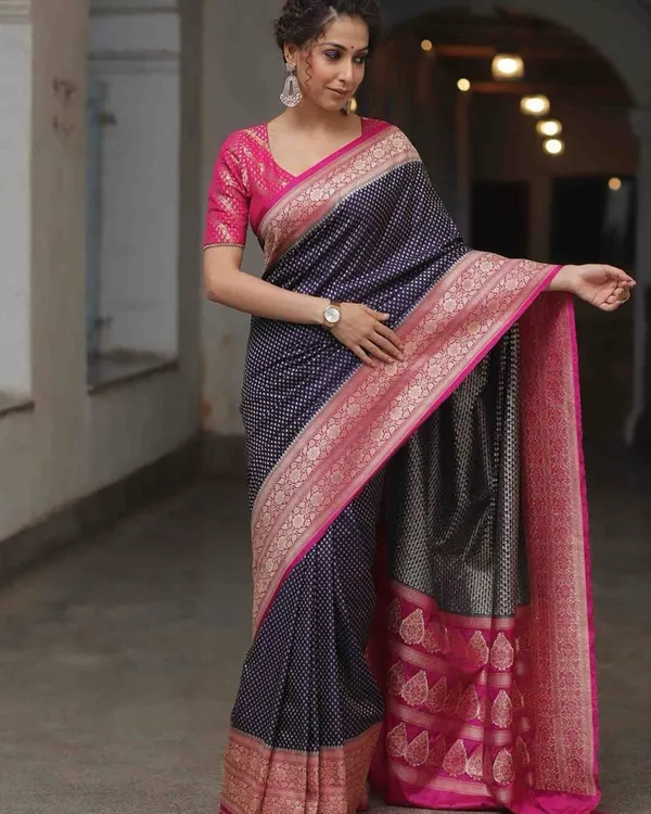 Navy_Pink_Brocade_Lichi_Silk_Saree_Default_Title