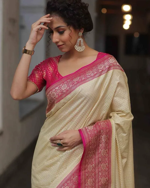 Cream_Rose_Floral_Lichi_Silk_Saree_Default_Title