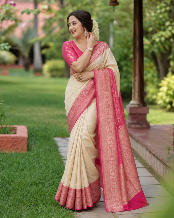 Cream_Rose_Floral_Lichi_Silk_Saree_Default_Title