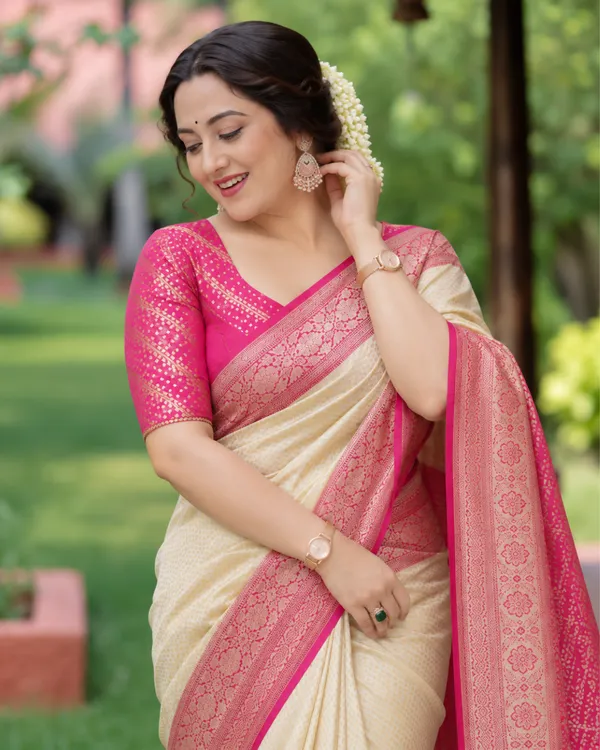 Cream_Rose_Floral_Lichi_Silk_Saree_Default_Title