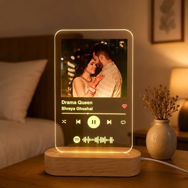 Tokens_N_Tales_Personalized_Spotify_Music_LED_Photo_Frame