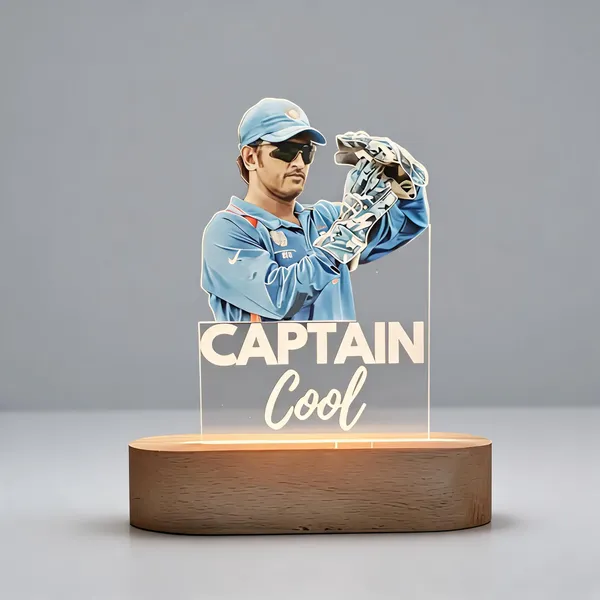 Acrylic_Wooden_Base_Cricket_Theme_LED_Table_Lamp