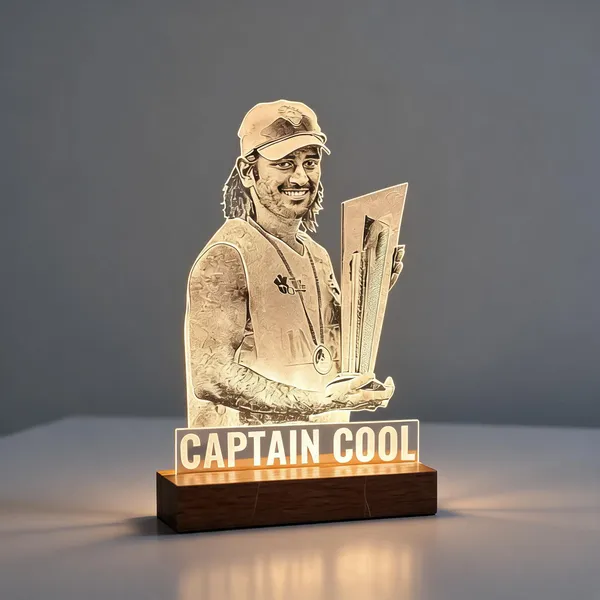 Acrylic_Captain_Cool_Cricket_Theme_Decorative_LED_Table_Lamp