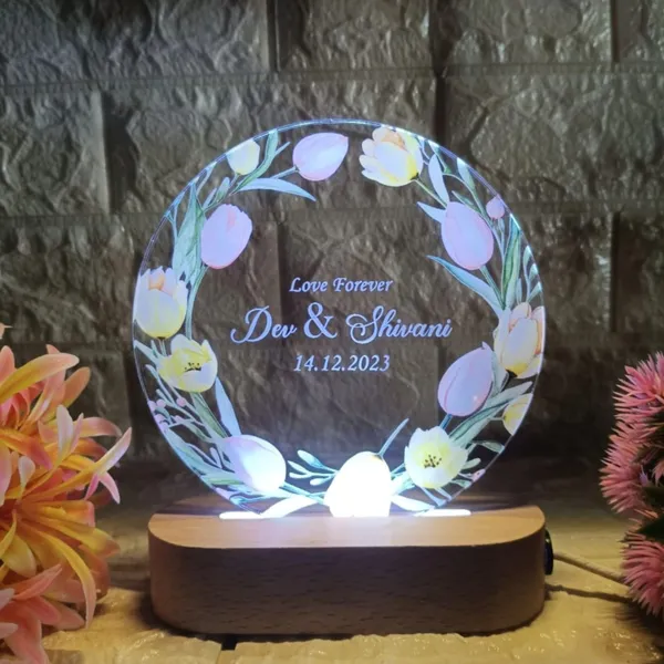 Tokens_N_Tales_Acrylic_Personalized_Floral_LED_Lamp