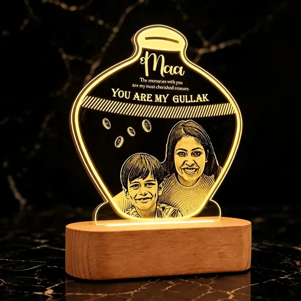 Acrylic_Personalized_Photo_LED_Table_Lamp_With_Wooden_Base