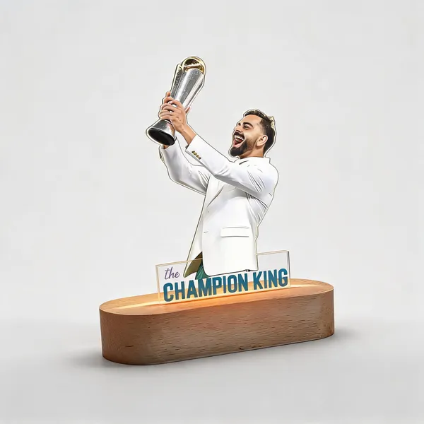 Tokens_N_Tales_Champion_King_Acrylic_Trophy_With_Wooden_Base