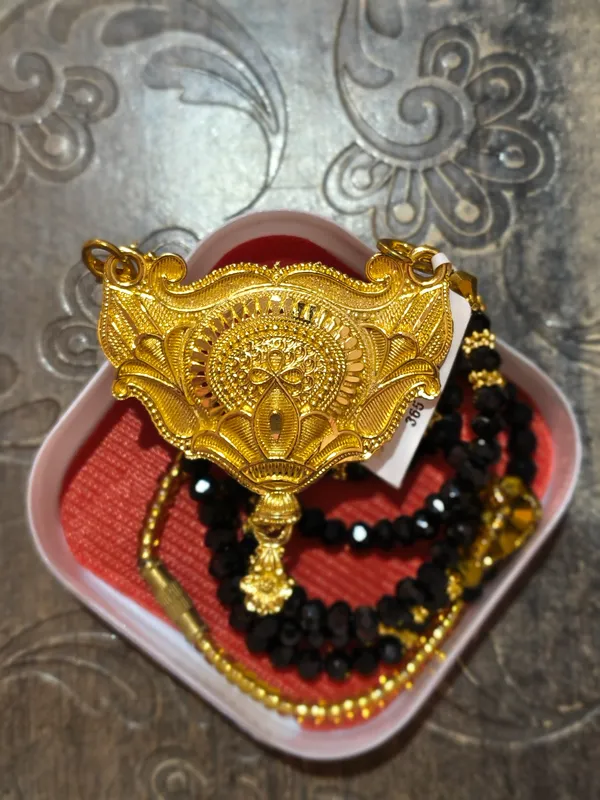 Gold_Tone_Traditional_Mangalsutra_Necklace_for_Women