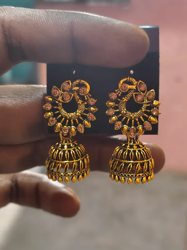 Gold_Tone_Traditional_Jhumka_Earrings_for_Women