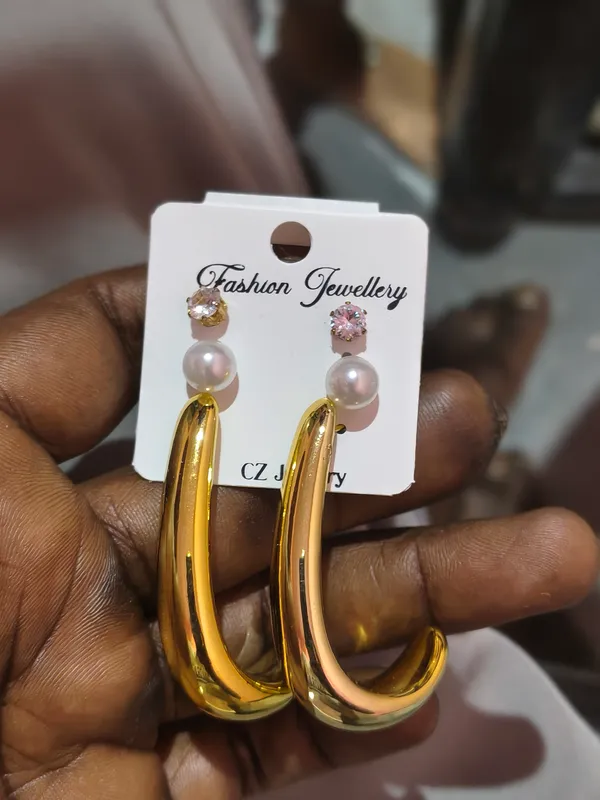 Gold_Tone_Pearl_And_CZ_Drop_Earrings_for_Women