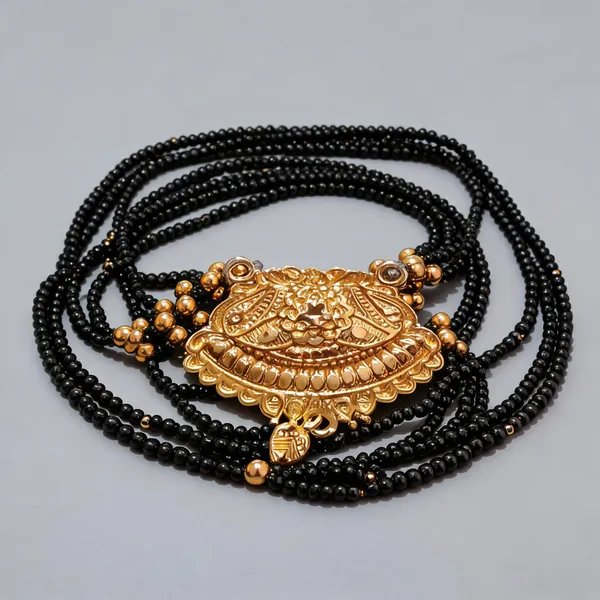 Black_Beaded_Gold_Tone_Traditional_Mangalsutra_Necklace_for_Women