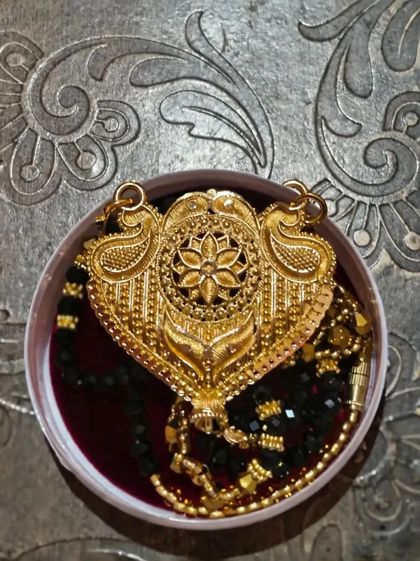 Gold_Tone_Traditional_Mangalsutra_Necklace_for_Women
