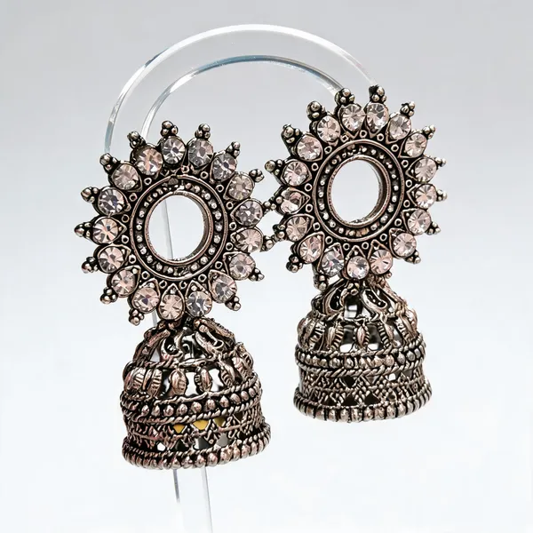 Silver-Toned_Stone_Studded_Jhumka_Earrings_for_Women