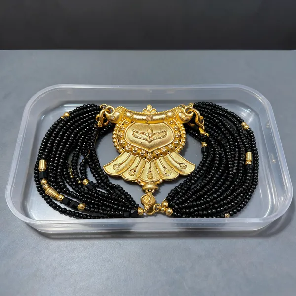 Gold_Tone_Beaded_Mangalsutra_Necklace_for_Women