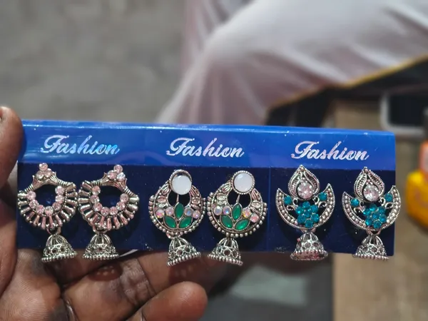 Multicolor_Oxidized_Jhumka_Earrings_Set_for_Women
