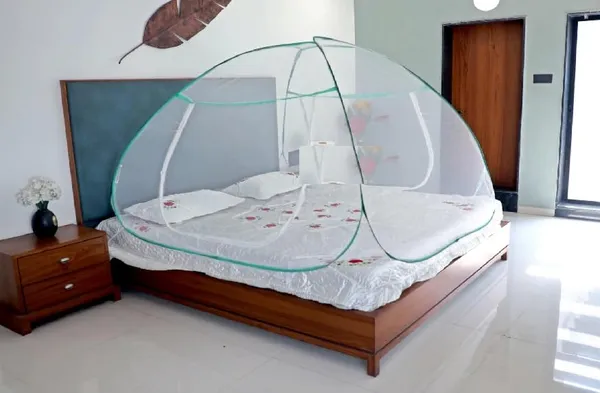 Premium_Foldable_Mosquito_Net_For_Double_Bed_Easy_Pop_Up_Mosquito_Protection