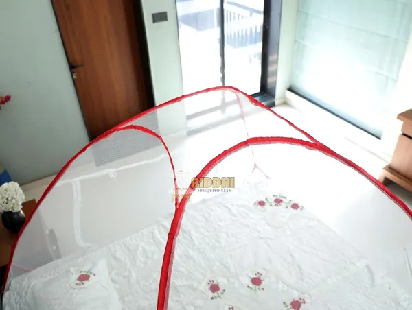 Portable_Foldable_Mosquito_Net_Tent_For_Double_Bed_Pop_Up_Mosquito_Protection_Net_With_Zipper_Door_6_Ft_X_6_Ft