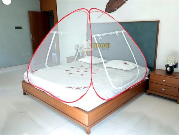 Portable_Foldable_Mosquito_Net_Tent_For_Double_Bed_Pop_Up_Mosquito_Protection_Net_With_Zipper_Door_6_Ft_X_6_Ft