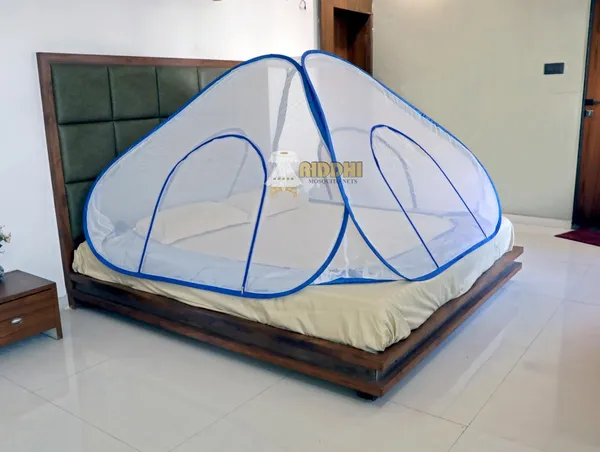 Mesh_Pyramid_Pop_Up_Double_Bed_Mosquito_Net_Light_Blue