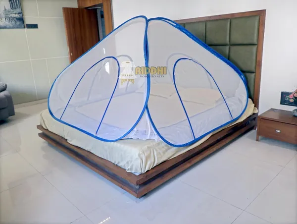 Mesh_Pyramid_Pop_Up_Double_Bed_Mosquito_Net_Light_Blue