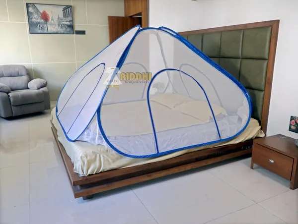 Mesh_Pyramid_Pop_Up_Double_Bed_Mosquito_Net_Light_Blue