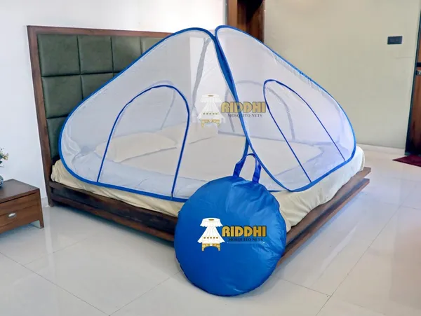 Mesh_Pyramid_Pop_Up_Double_Bed_Mosquito_Net_Light_Blue