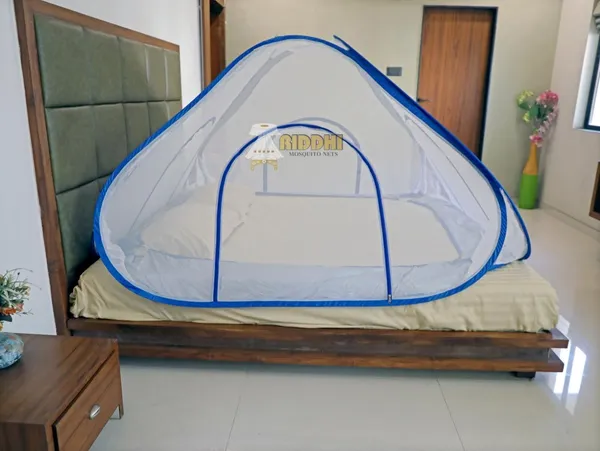 Mesh_Pyramid_Pop_Up_Double_Bed_Mosquito_Net_Light_Blue