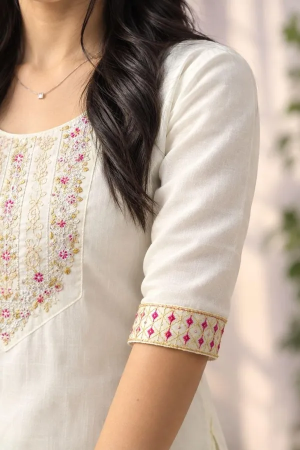 Womens_Cotton_Blend_Febric_Embroidered_Work_3_4_Sleeve_Round_Neck_Kurta_With_Pant_Set_For_Women