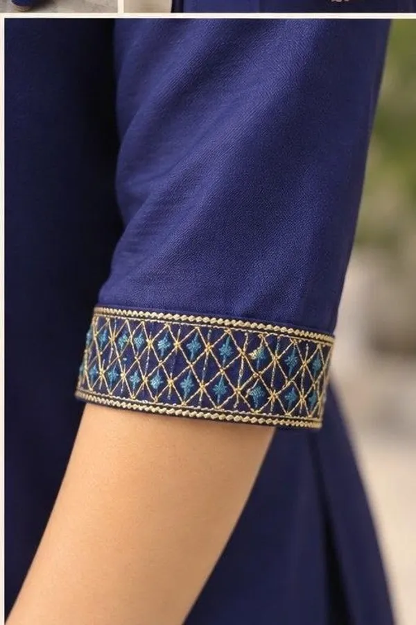 Womens_Cotton_Blend_Febric_Embroidered_Work_3_4_Sleeve_Round_Neck_Kurta_With_Pant_Set_For_Women