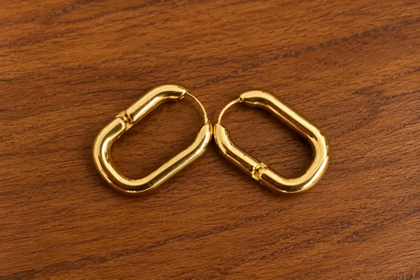 Rivsam_Golden_Link_Hoop_Earrings