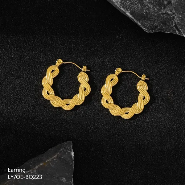 Twisted_Gold_Hoop_Earrings