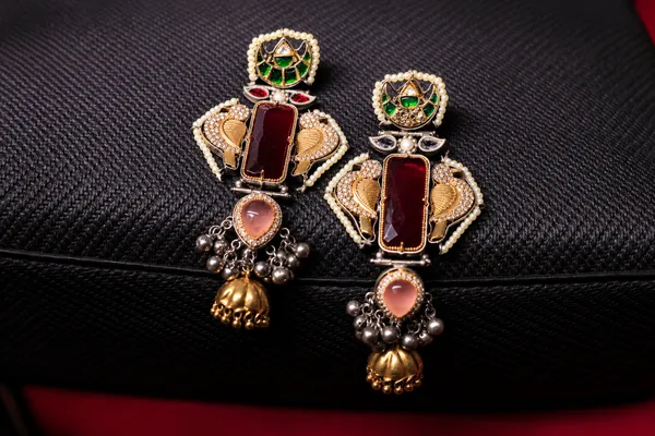 Rivsam_Mahira_Heritage_Maroon_Statement_Jhumka_Earrings