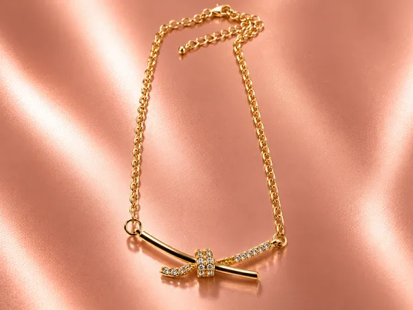 Rivsam_Golden_Crystal_Knot_Pendant_Necklace