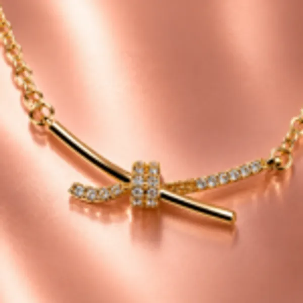 Rivsam_Golden_Crystal_Knot_Pendant_Necklace