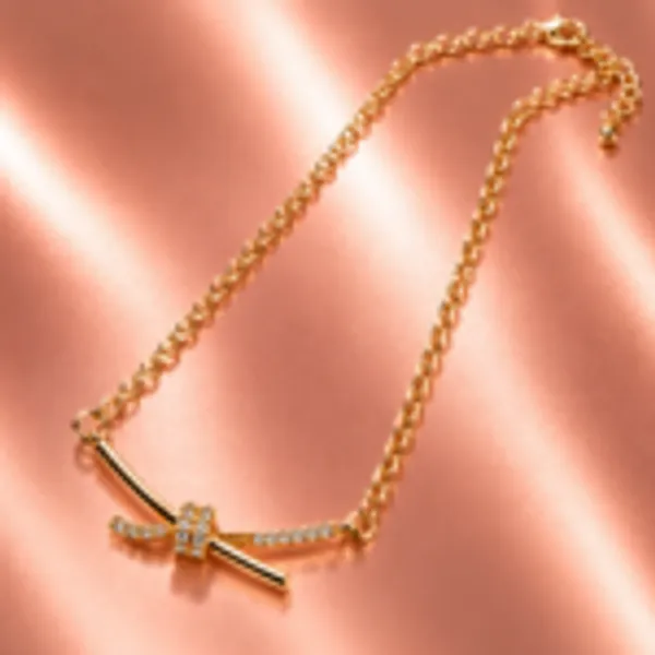 Rivsam_Golden_Crystal_Knot_Pendant_Necklace