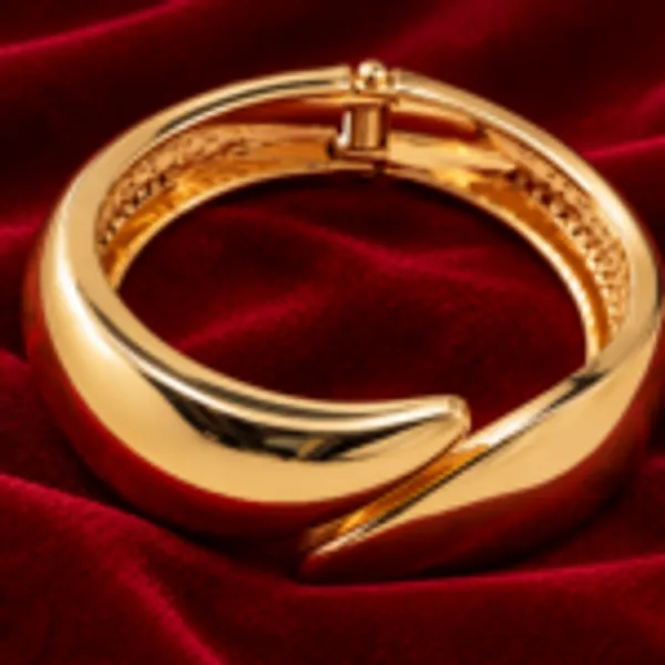 Rivsam_Golden_Wave_Sculpted_Cuff_Kada