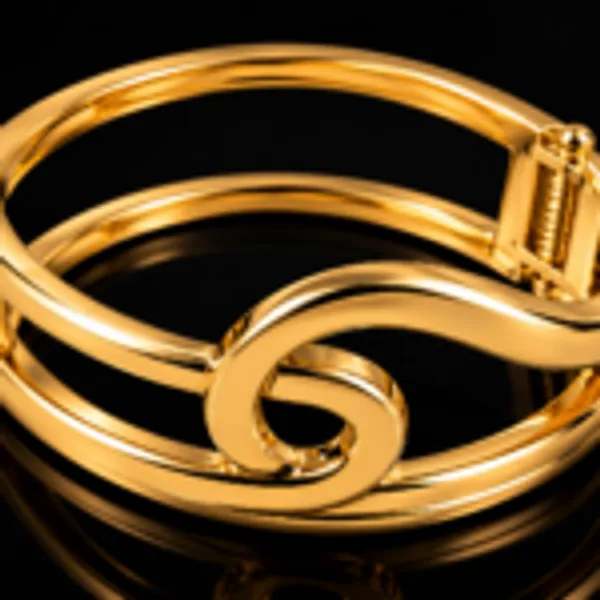 Rivsam_Golden_Sculpted_Elegance_Bangle