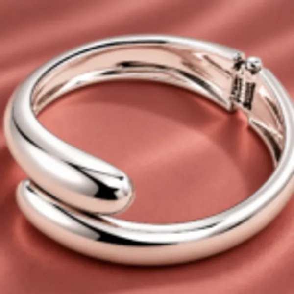 Rivsam_Silver_Luxe_Sculpted_Cuff_Kada