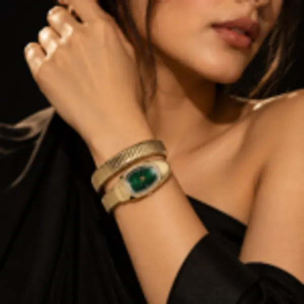 Rivsam_Emerald_Luxe_Coil_Watch_Gold_Finish