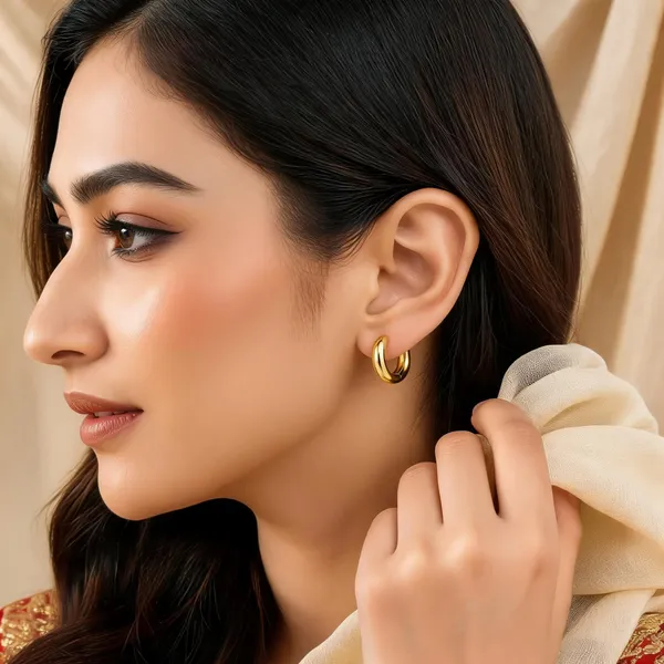 Golden_Luxe_Hoop_Earrings