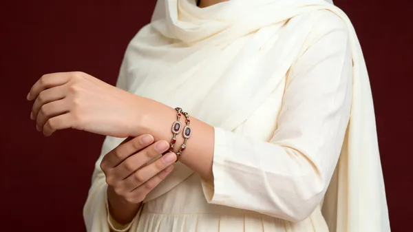 Rivsam_Velora_Ruby_Tone_Statement_Bracelet_Set