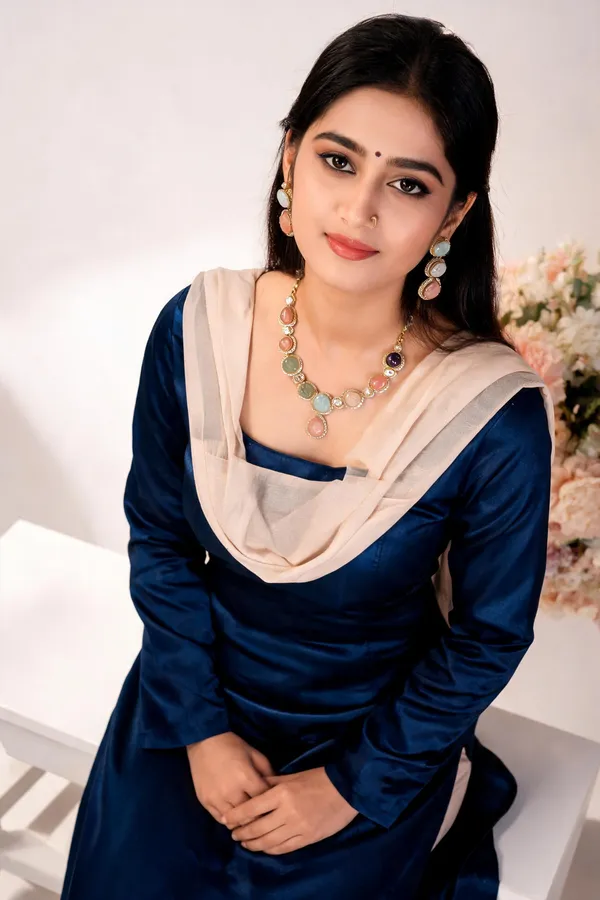 Rivsam_Pastel_Royale_Necklace_Set