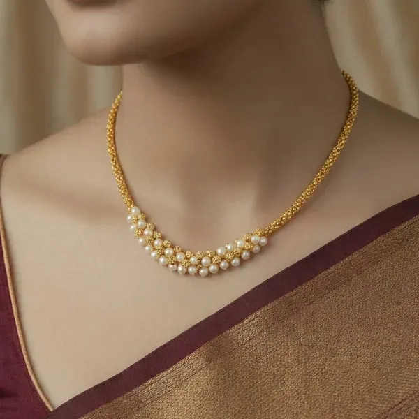 Copper_Base_With_Gold_Plated_Akshykanti_Kolhapuri_Thushi