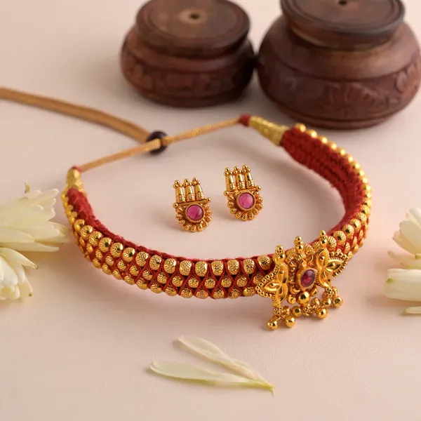 Copper_Base_With_Gold_Plated_Vijaylakshmi_Kolhapuri_Antique_Thushi