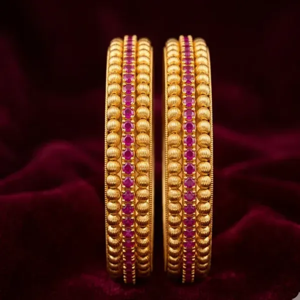 Red_Shreemati_Bangles