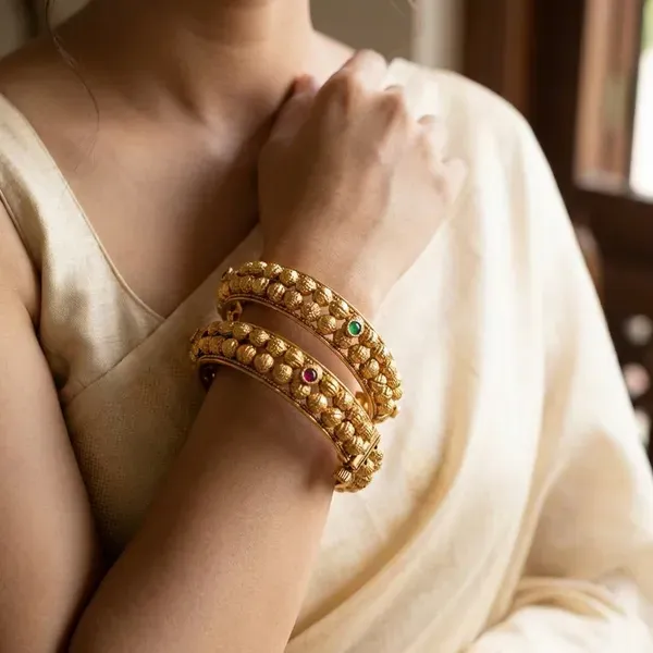 Copper_Base_With_Gold_Plated_Bormal_Nakshi_Fancy_Bangale