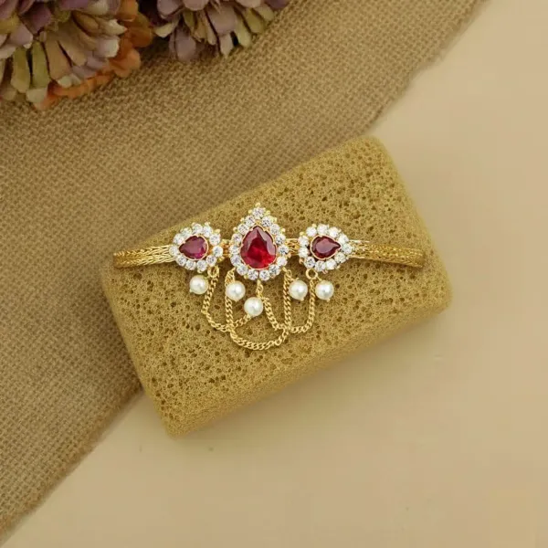 Copper_Base_With_Gold_Plated_Pandhara_Bajubandh