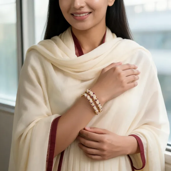 Copper_Base_With_Gold_Plated_Chitramani_Moti_Bangles