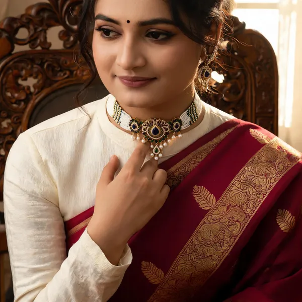 Copper_Base_With_Gold_Plated_Malvika_Moti_Choker